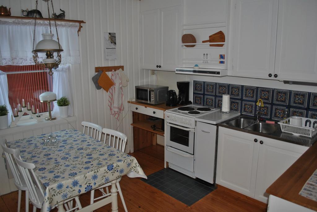Orsastuguthyrning-Oljonsbyn Villa Room photo